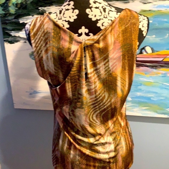 🎉HP🎉Cache,Beautiful Colors,Scoop Neck w/ Gold Accents - Picture 4 of 6